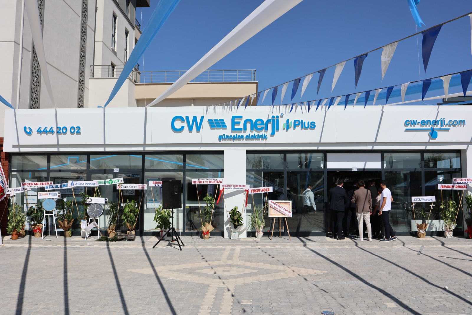 CW Enerji’nin İlk Plus Bayisi Konya’da Açıldı